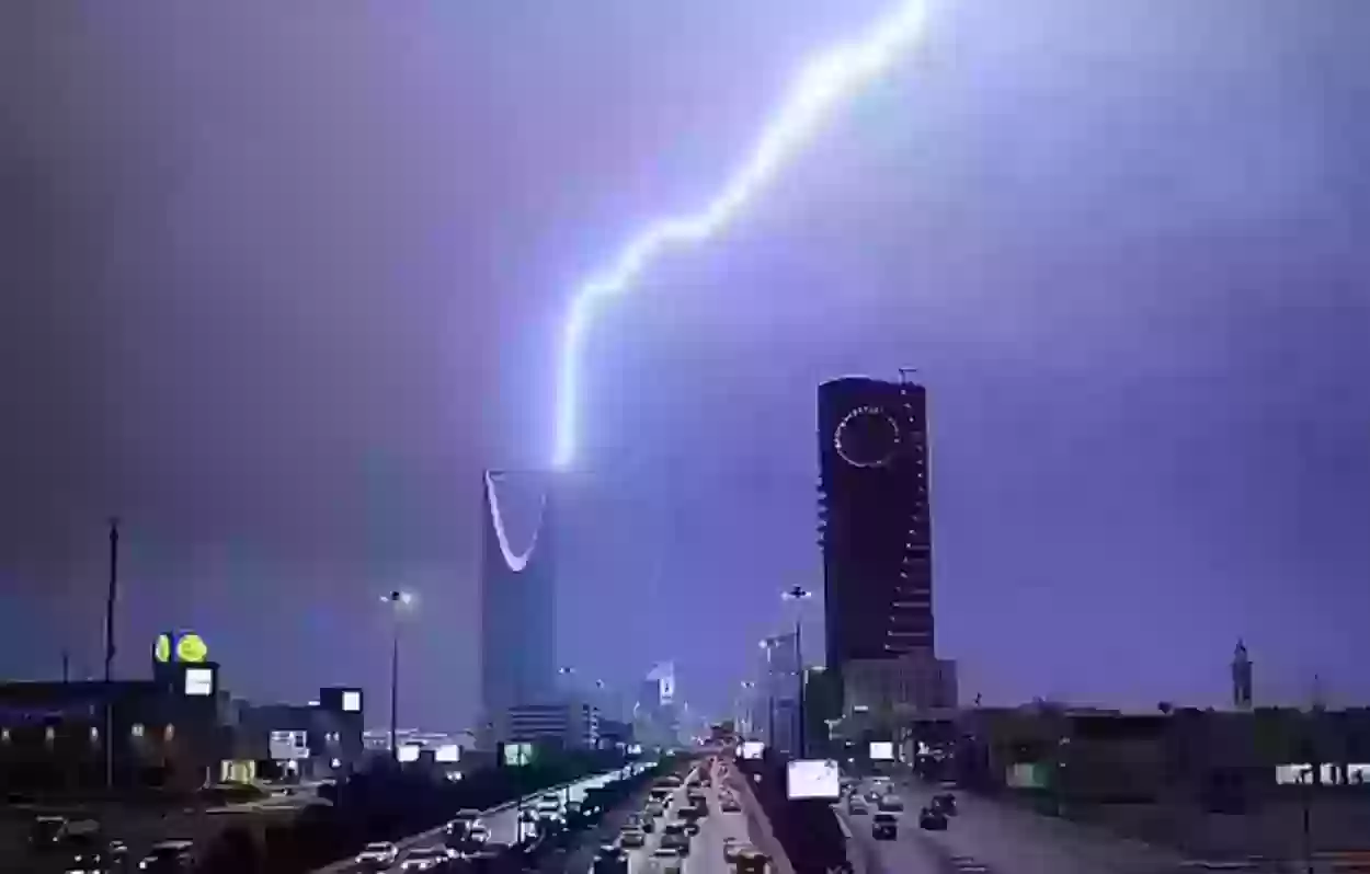  برودة ورياح وأمطار في طقس هذه المناطق السعودية اليوم