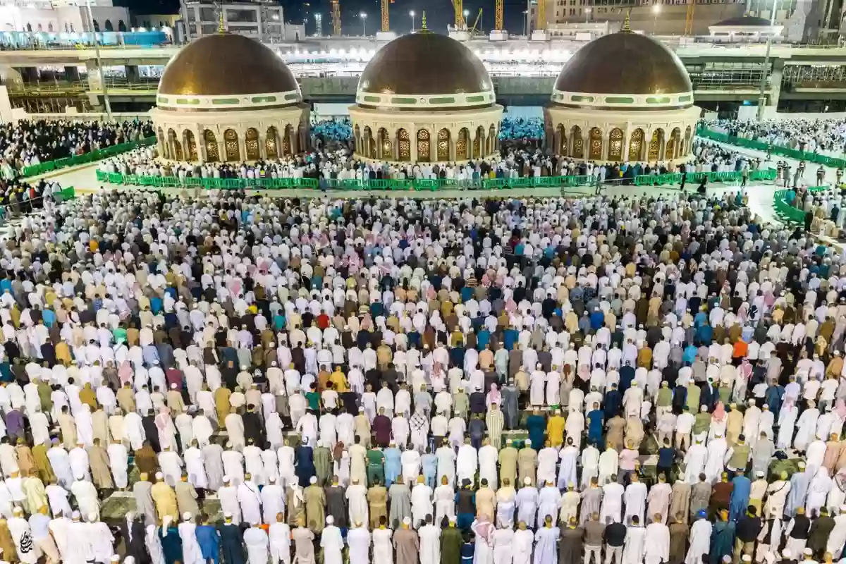 1.4 مليون مصلي ومعتمر في المسجد الحرام