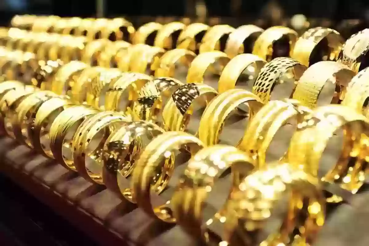 انخفاض طفيف في أسعار الذهب السعودي