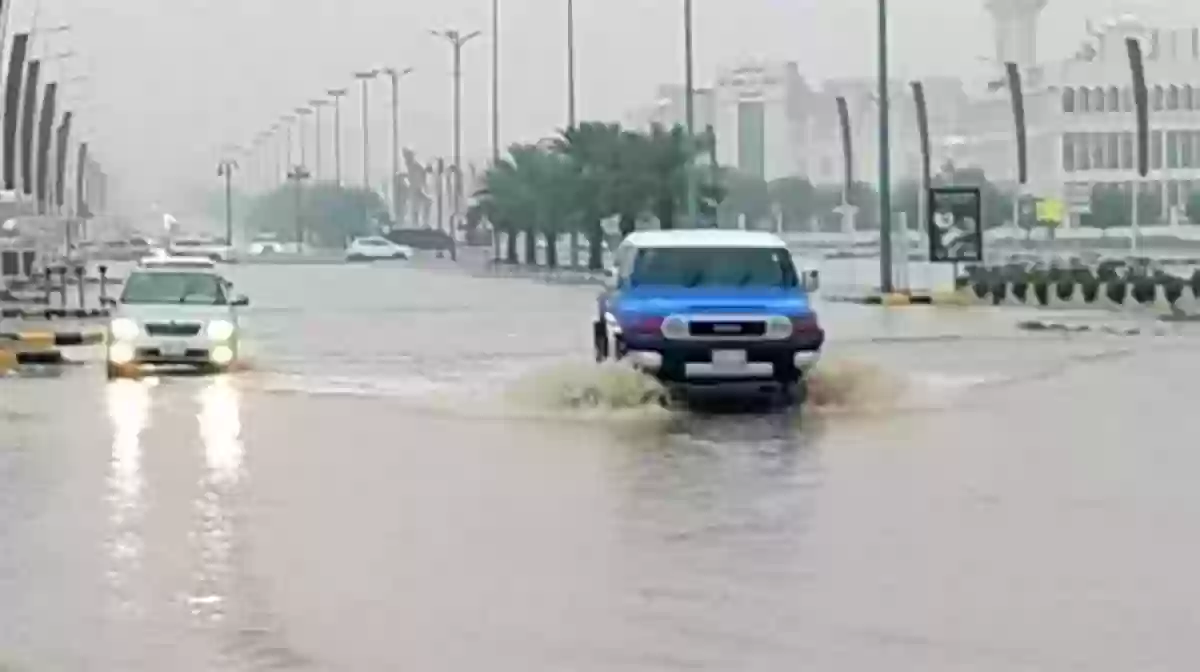 تحذيرات من أمطار رعدية وسيول على 9 مناطق على مستوى المملكة